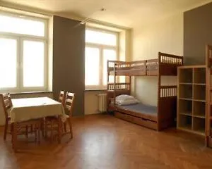  Hotel Globart