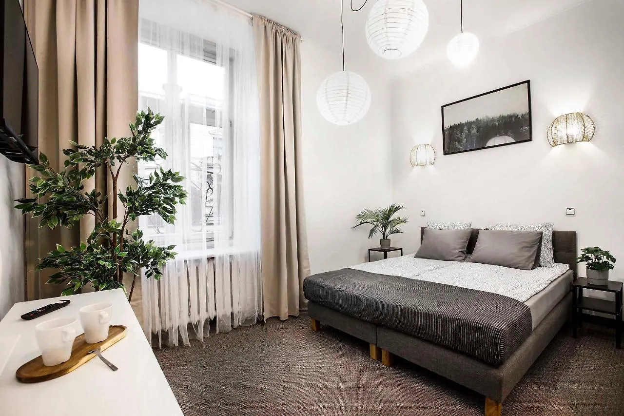 27Rooms Czapskich Great Location, Old Town 크라쿠프 0*,  폴란드